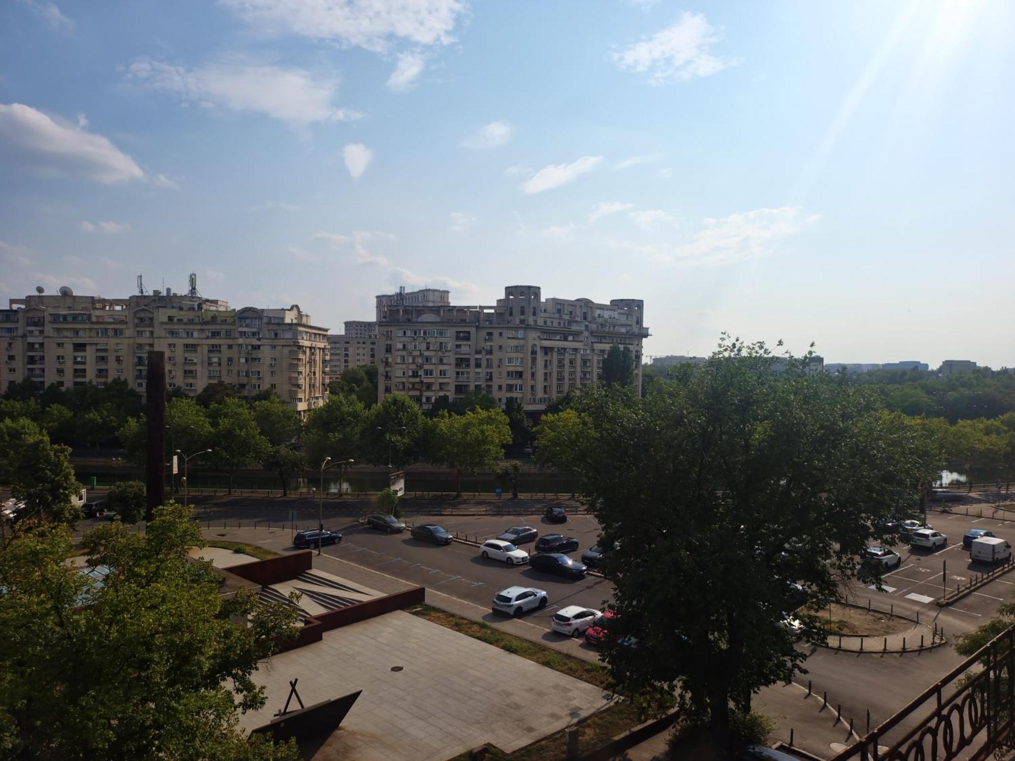 Aparthotel Yanis Бухарест Экстерьер фото